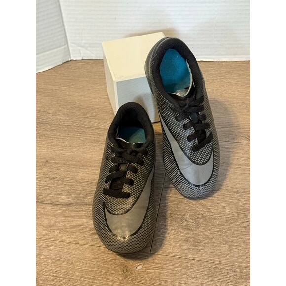 Nike Youth Soccer Cleats Size 11C Black Gray Blue Firm Ground FG - Picture 6 of 7